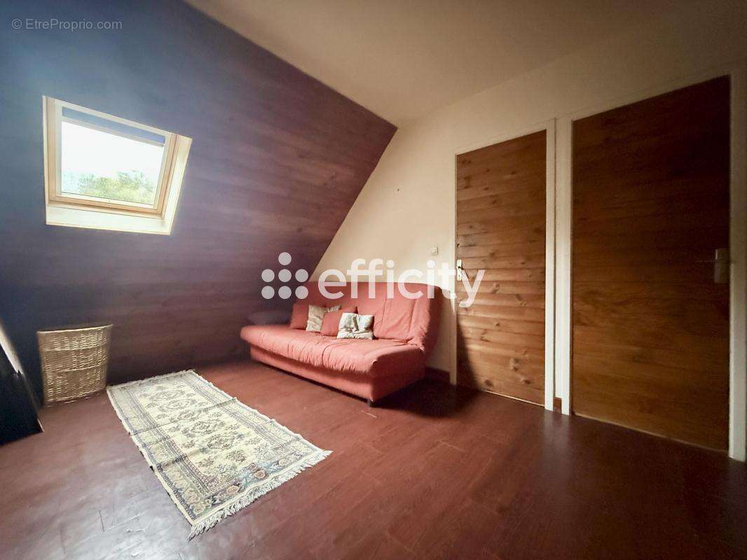 Maison à AUVERS-SUR-OISE