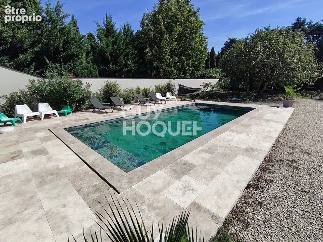 Carpentras - Maison R+1 - 279 m² (dont véranda 48 m²) - 5 chambres, 2 garages, Piscine et Forage - photo 3
