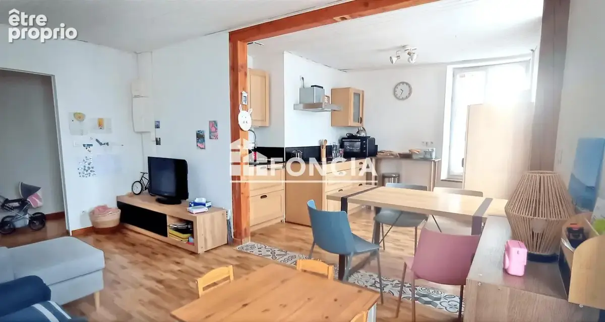 Ensemble Local Commercial et Appartement à Dordives - photo 3