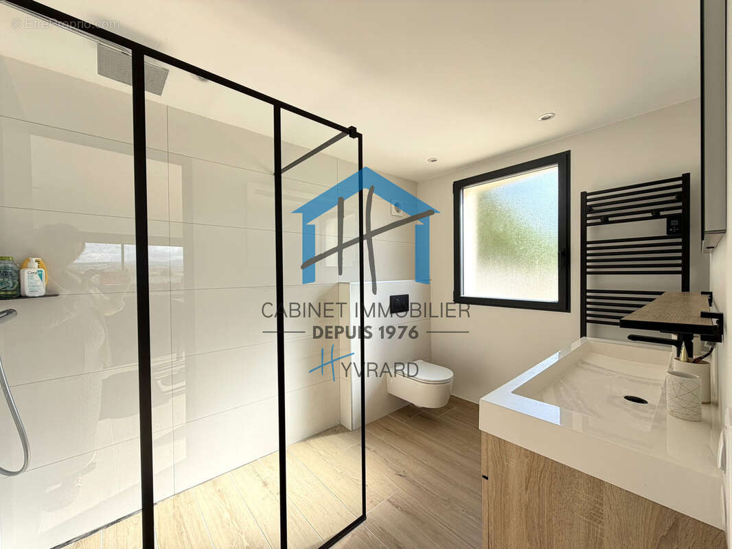 Villa type 7 de 210 m2 avec piscine LA FOUILLOUSE - ECULIEU - photo 5