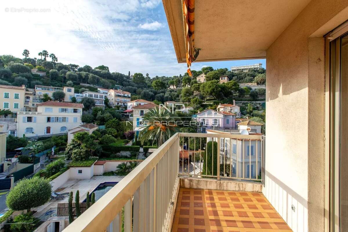 Appartement à BEAULIEU-SUR-MER