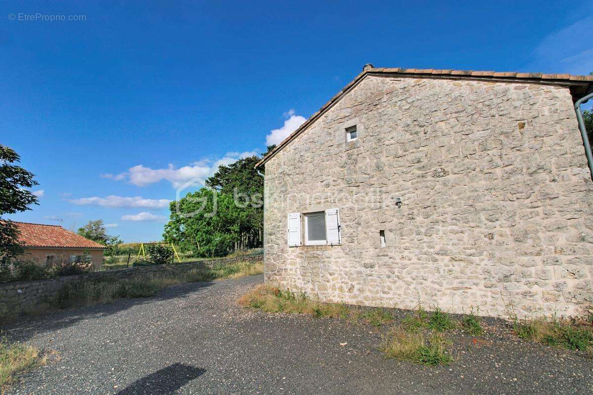 Maison à LA CAVALERIE