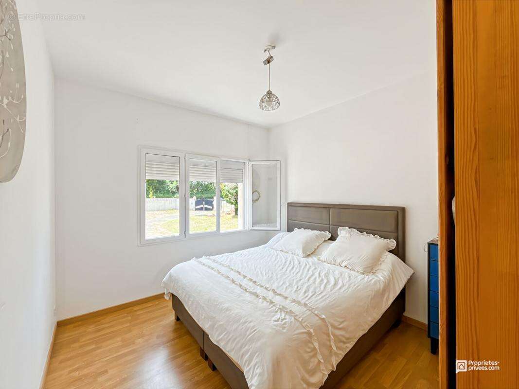 Maison à SAINT-ANDRE-DE-CUBZAC