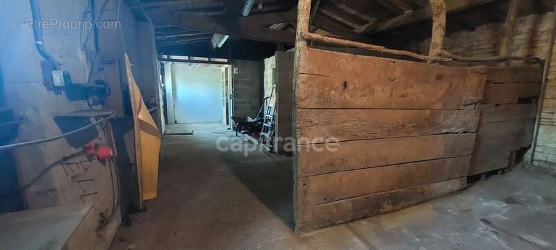 Maison à vendre 5 pièces NALLIERS (85) - photo 17