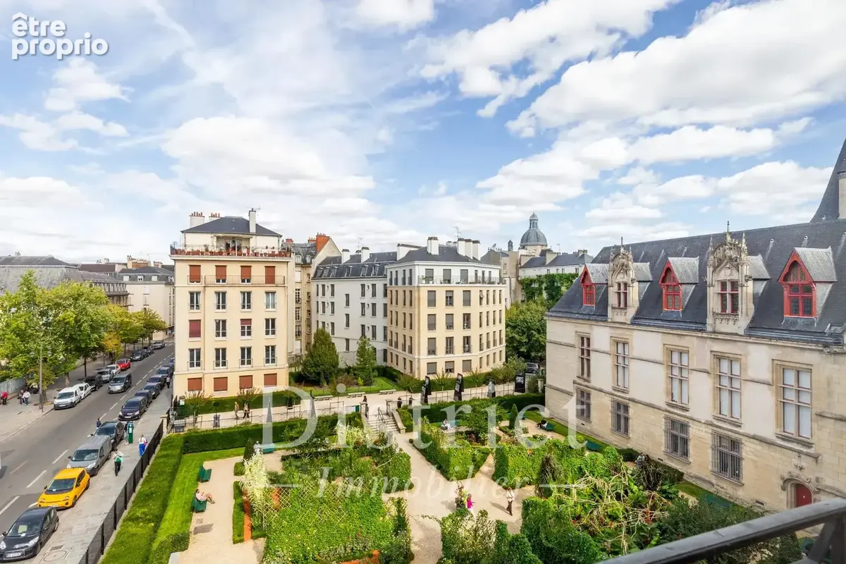 Marais-Ile Saint Louis. Appartement de 4 pièces de 86m² aux vues panoramiques. - photo 11