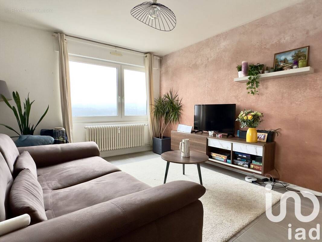 Photo 1 - Appartement à MOULINS-LES-METZ