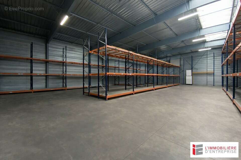 Local d'activite a vendre - photo 2