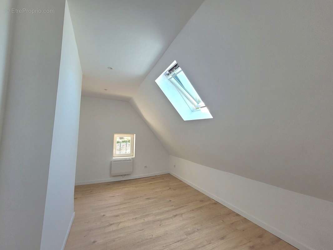 Appartement 129 m² à Avesnes-Sur-Helpe  - photo 8