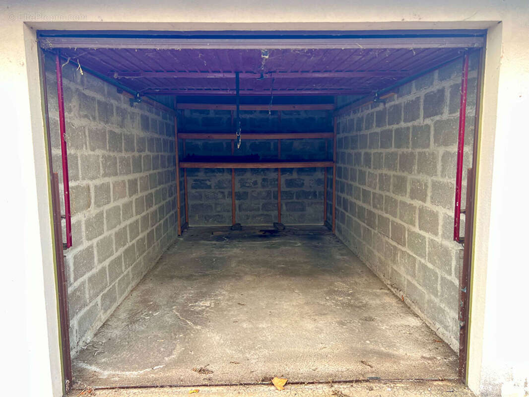 Appartement  T4 - Balcon - Cave - Garage - photo 6