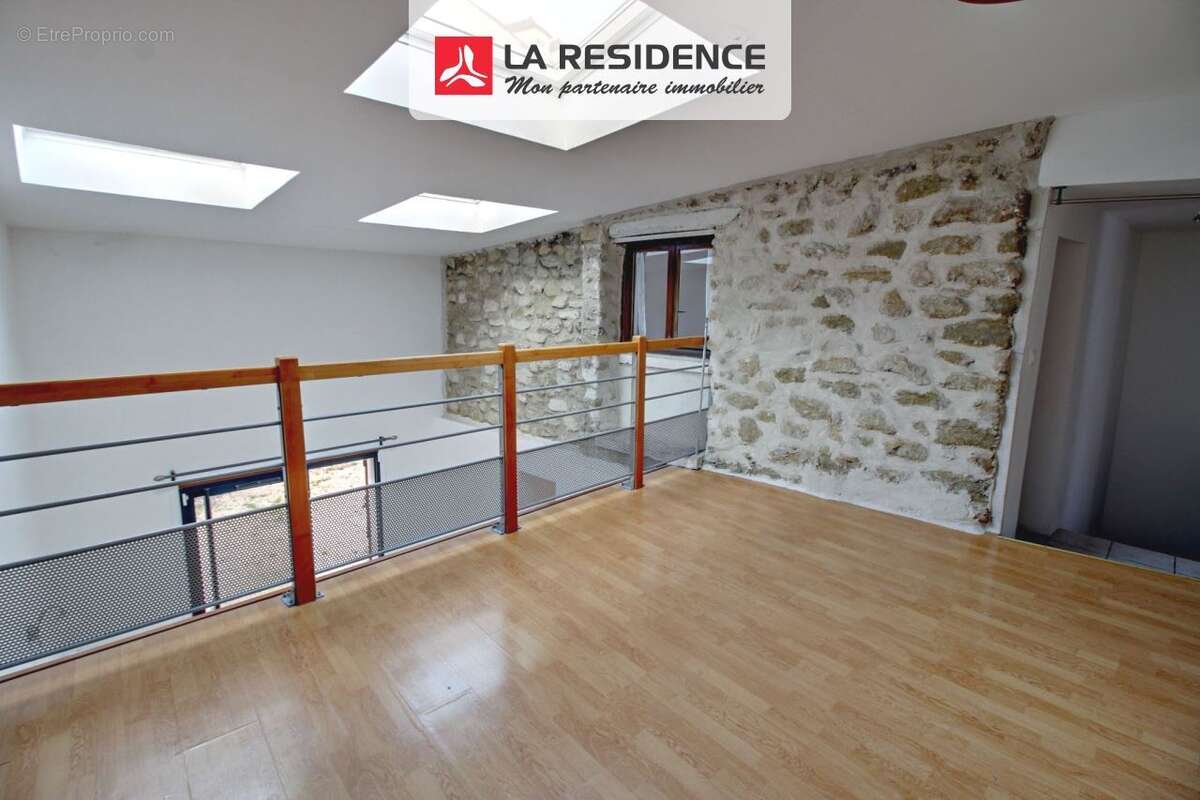Maison 104 m² à Conflans-Sainte-Honorine  - photo 9