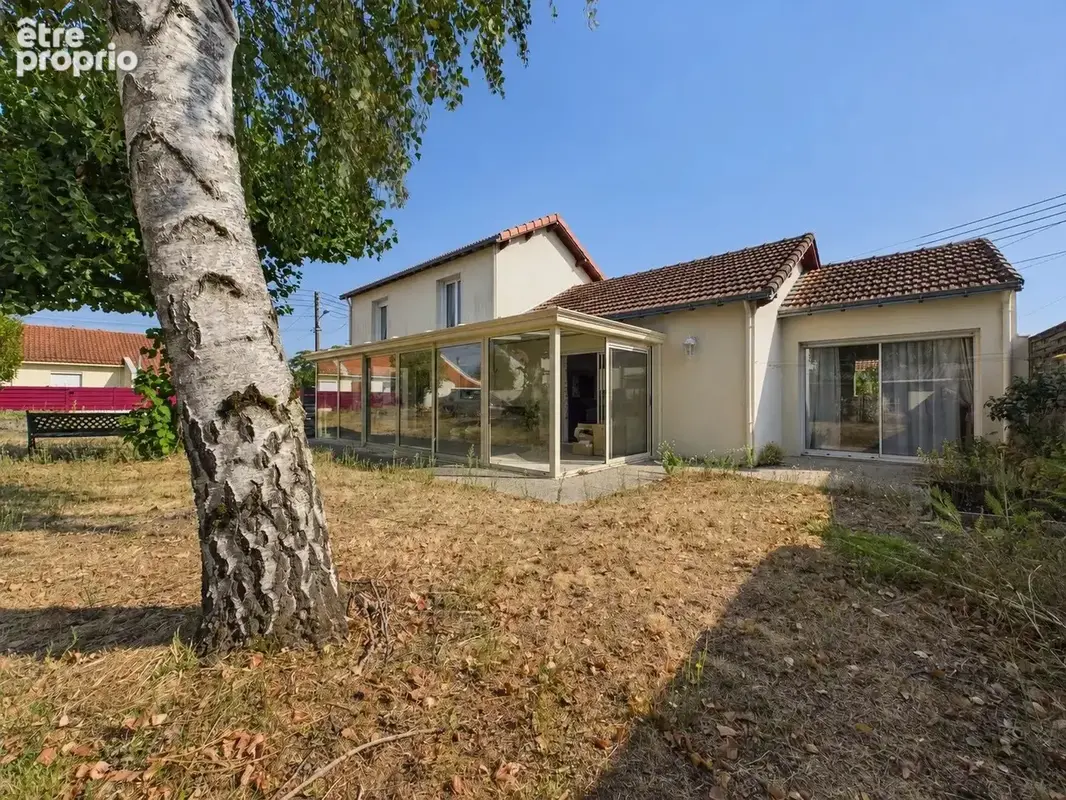 Saint-sébastien-sur-loire – le douet – maison familiale 5 chambres, véranda et grand jardin - photo 12