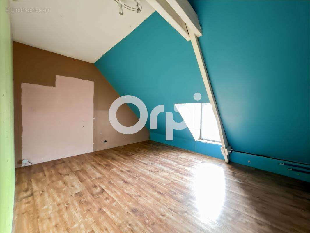 Maison à SAINT-MARTIN-BOULOGNE