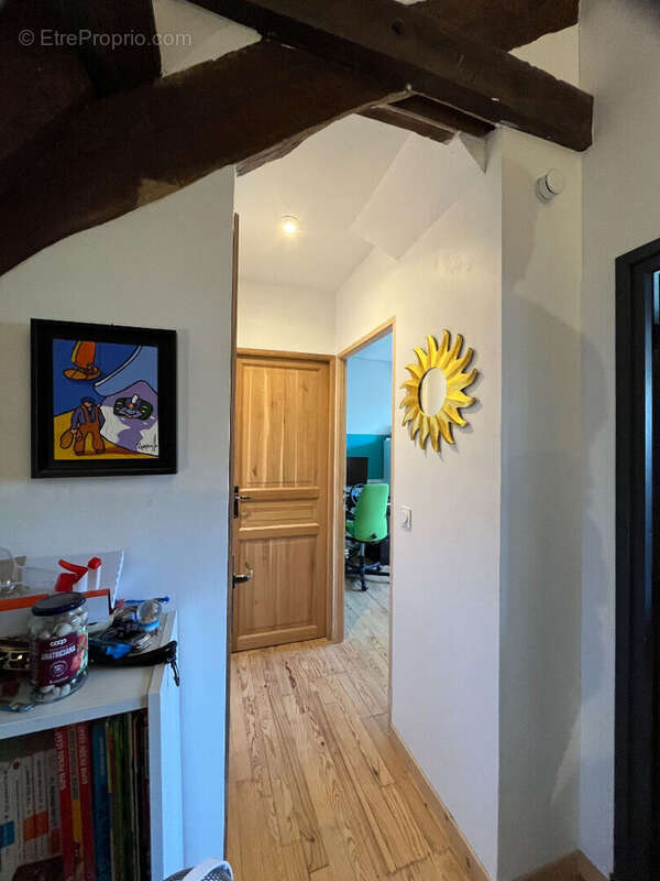 Maison à VIEILLE-EGLISE-EN-YVELINES