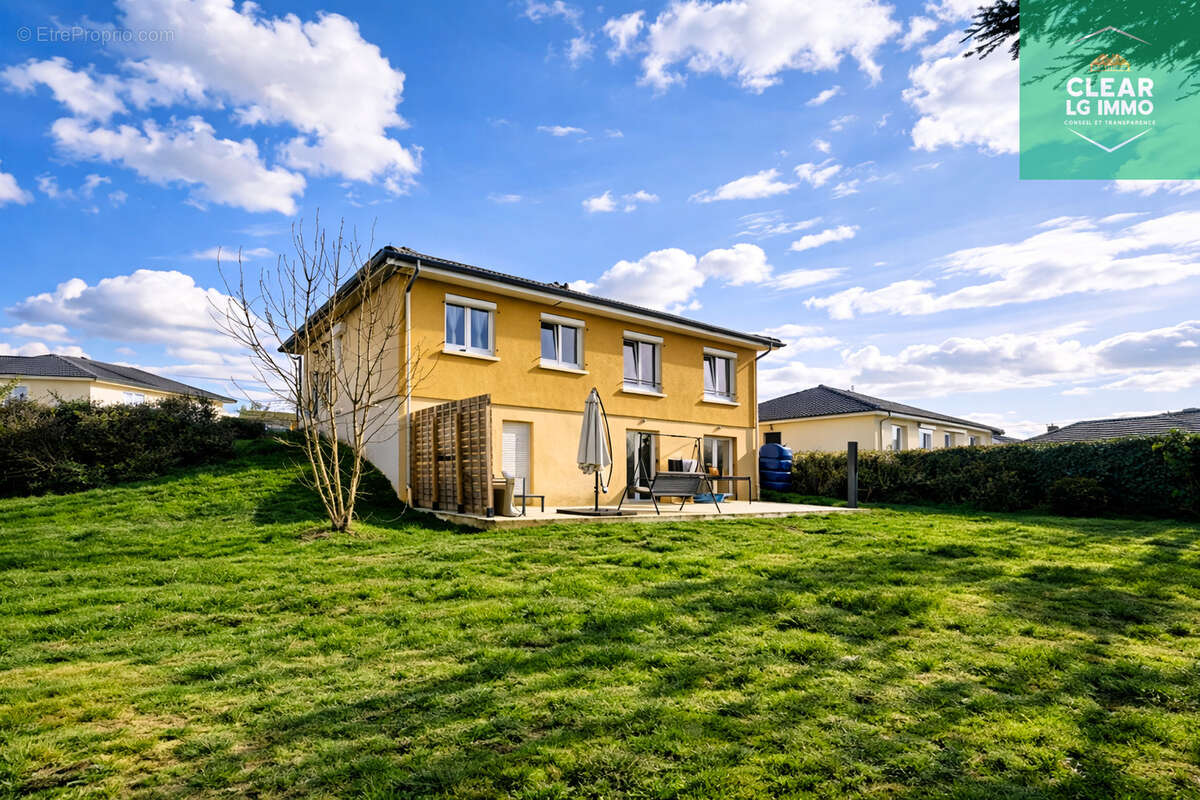 Maison à LONGUYON