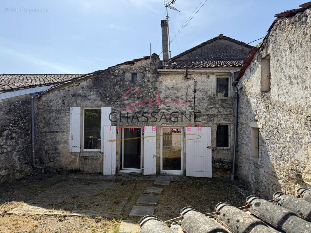 Maison à BRANNE