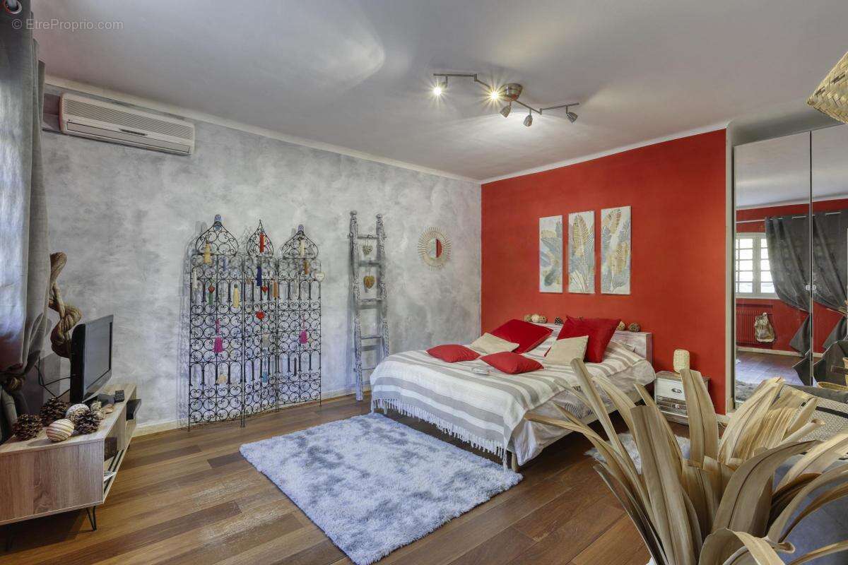 Maison à RAYOL-CANADEL-SUR-MER