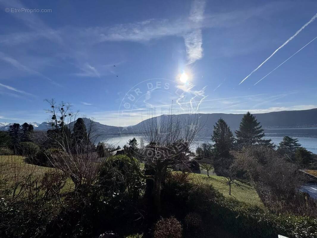 Maison à VEYRIER-DU-LAC