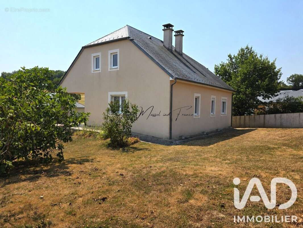 Maison 169 m² à Saint-Jean-Delnous  - photo 3