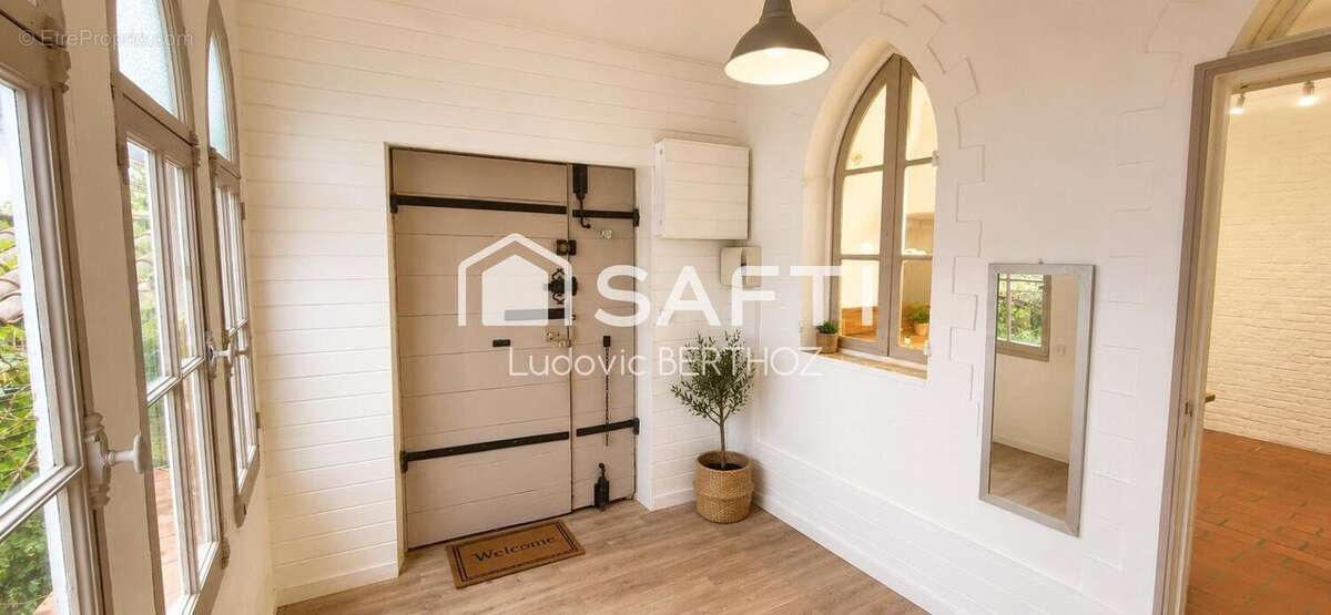 Photo 2 - Maison à SOLLIES-TOUCAS