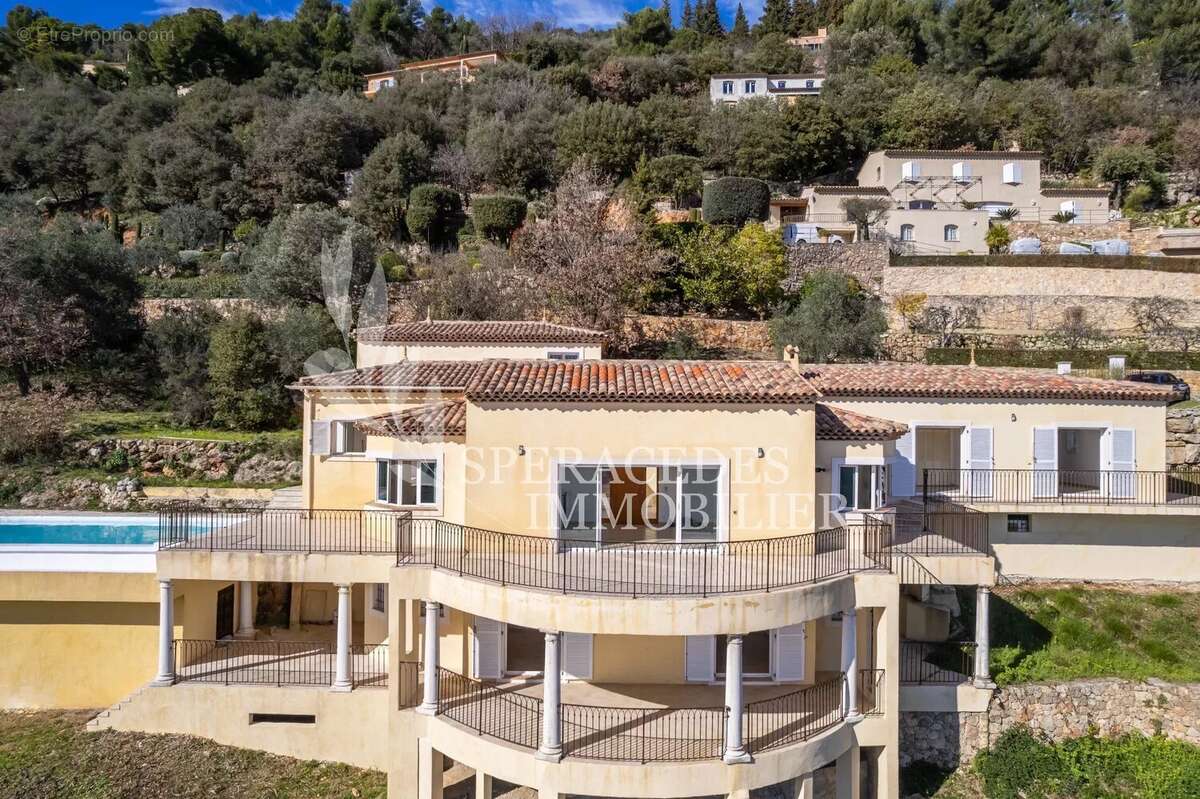 Maison à SPERACEDES