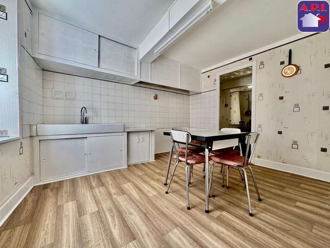 Maison 123 m² à Vicdessos  - photo 2