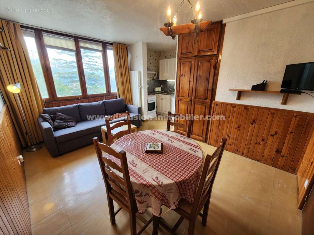 Appartement à SAINT-PONS