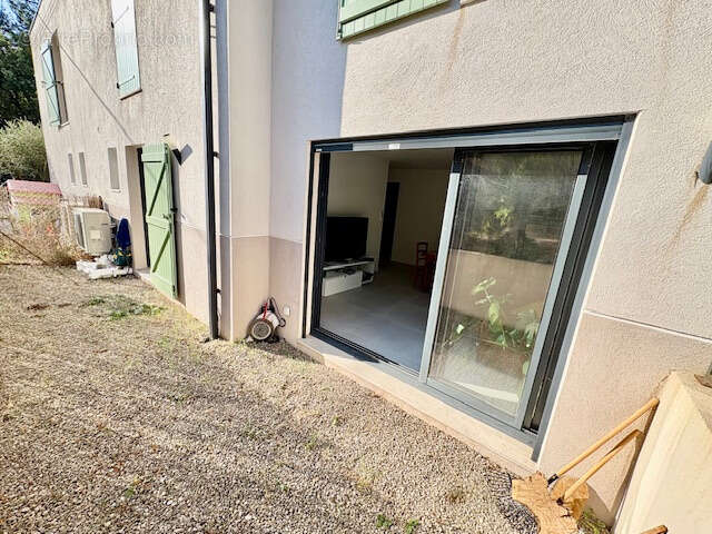 Appartement à SPERACEDES