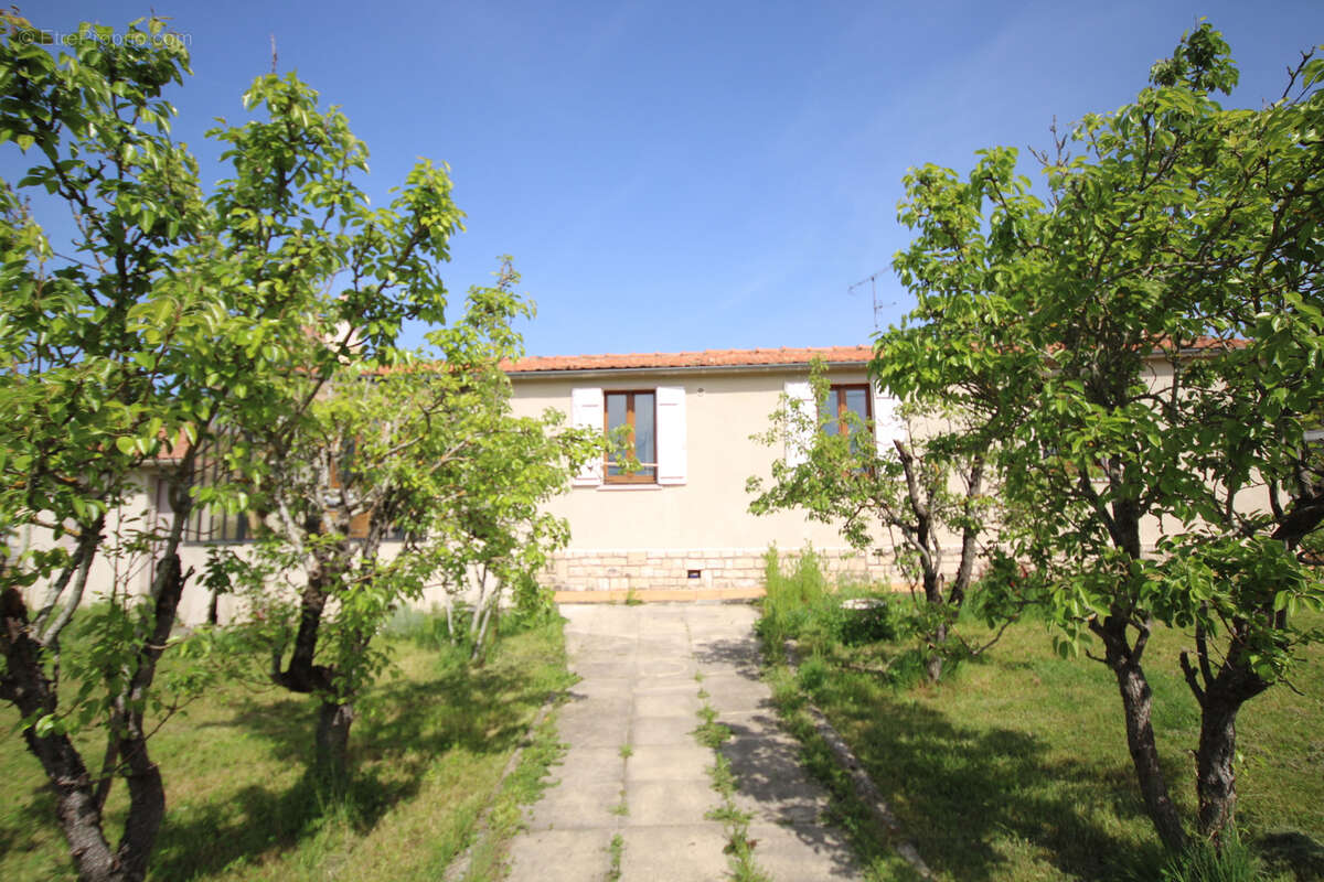 Maison à LAROQUE-D'OLMES
