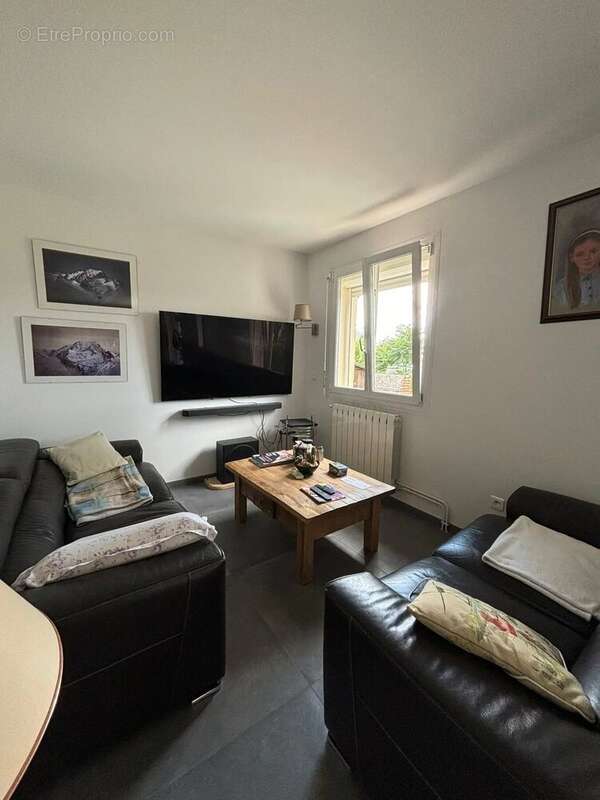 Maison Familiale avec Terrain Constructible - photo 6