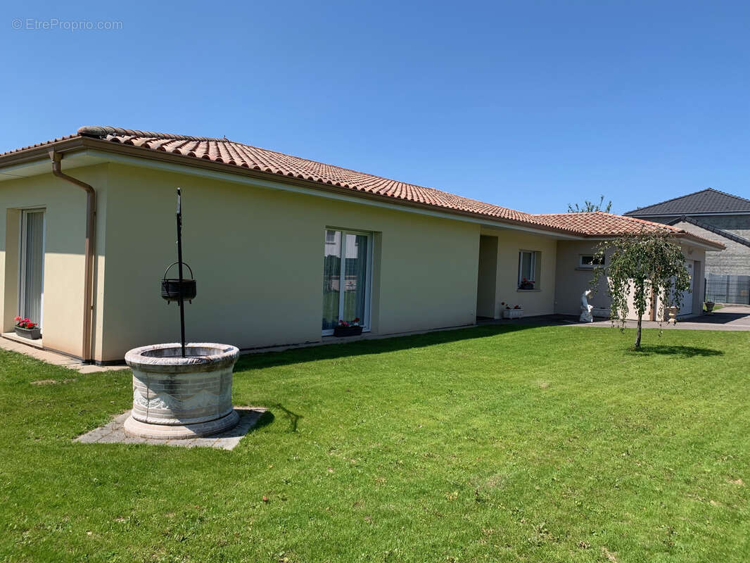 Maison à XERMAMENIL