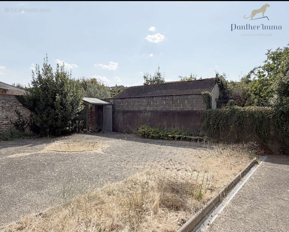 Maison ou atelier 60m2, Tours quartier Velpeau à rénover ou agrandir, terrain clos 181m2 - photo 4
