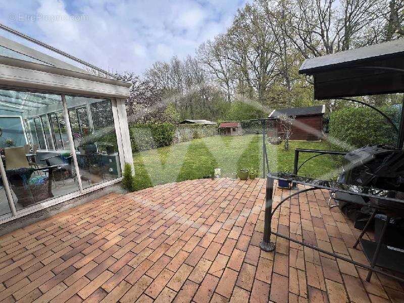 Maison à COMBS-LA-VILLE