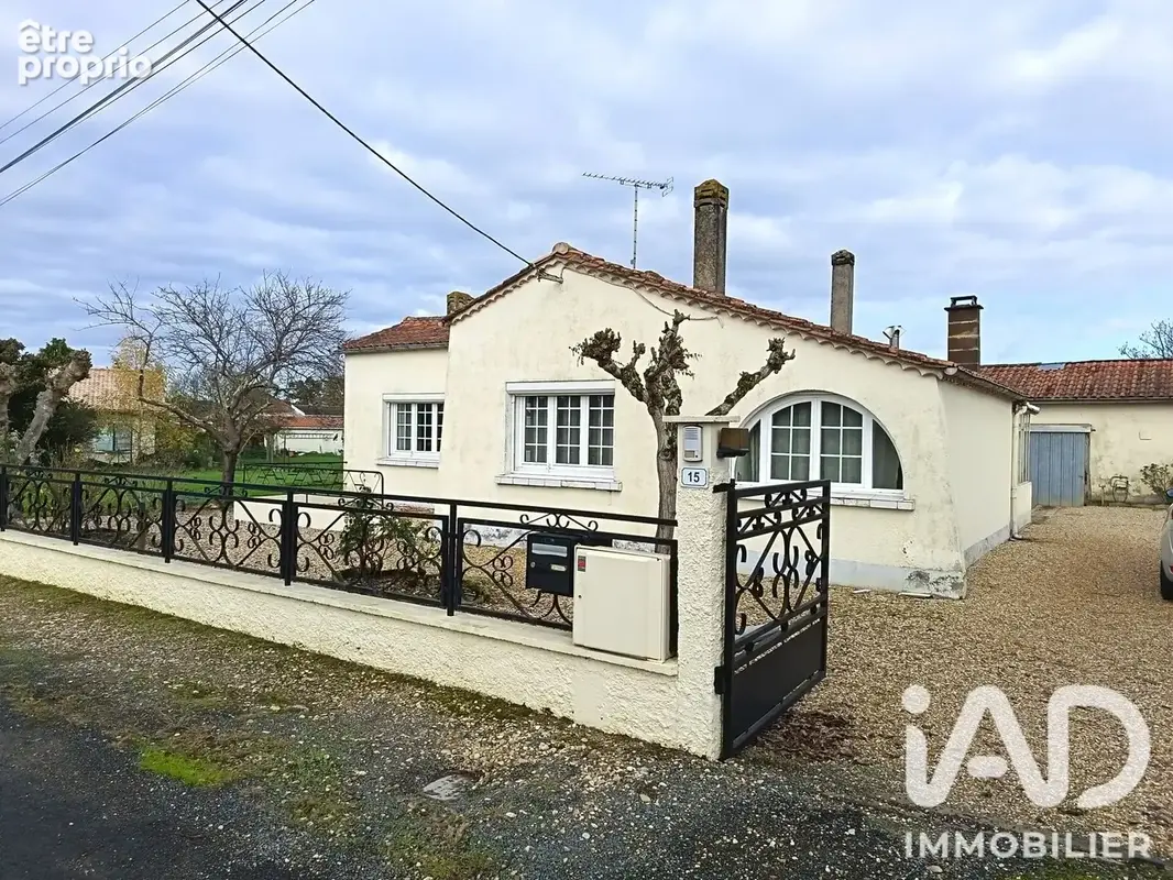Photo 1 - Maison à COUTRAS