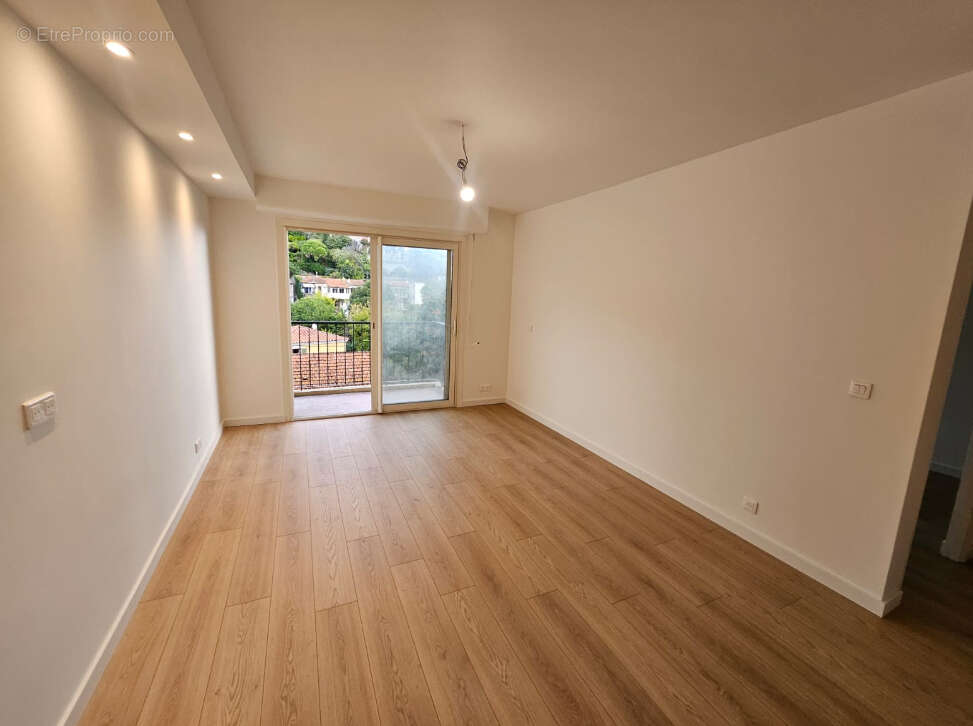 Appartement à CAGNES-SUR-MER