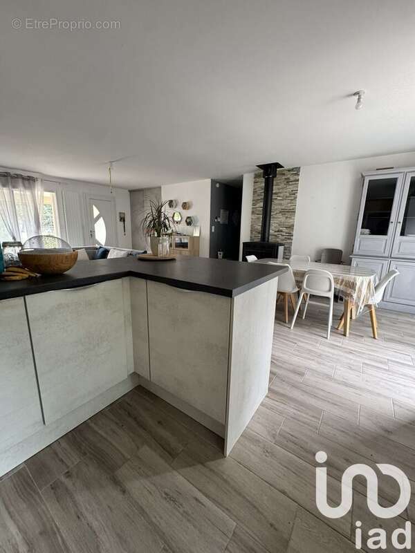 Photo 5 - Maison à DAMPIERRE-EN-BURLY