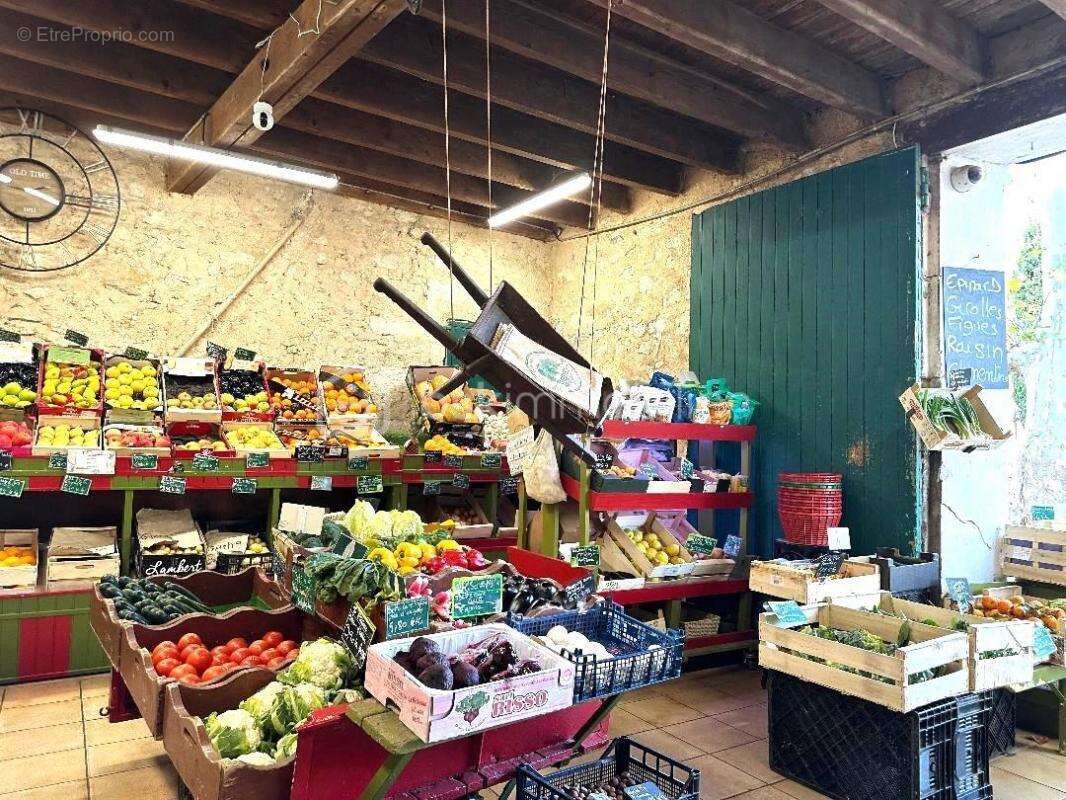 Commerce à CLAPIERS