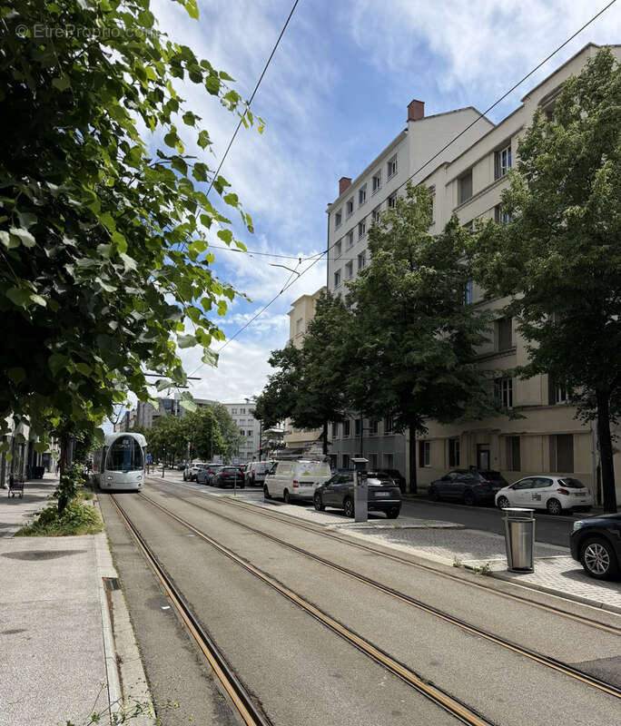 Appartement à LYON-8E