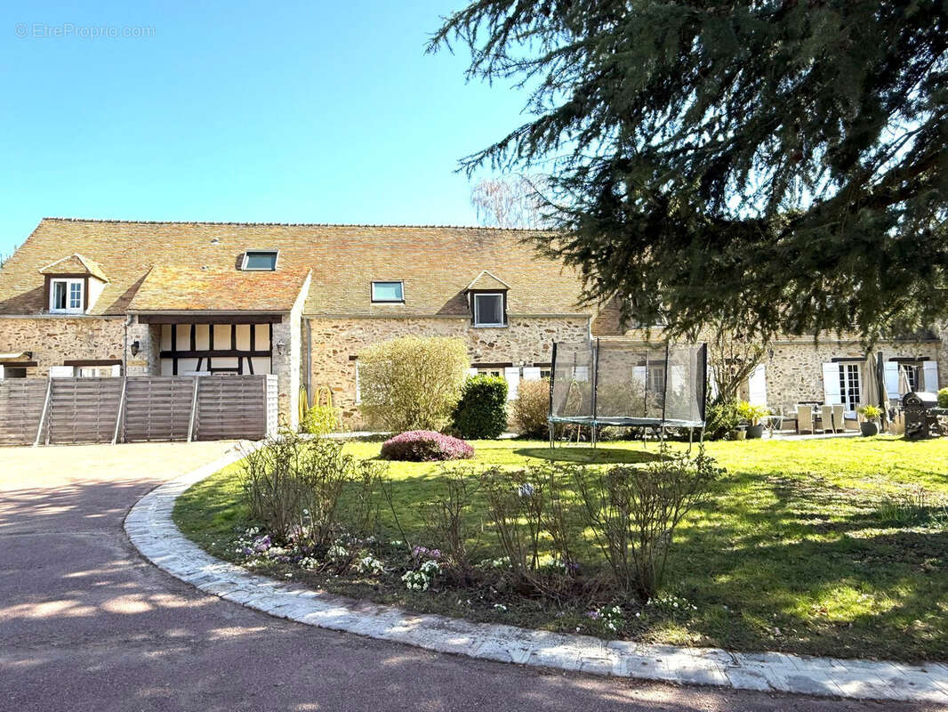 Maison à MOISENAY