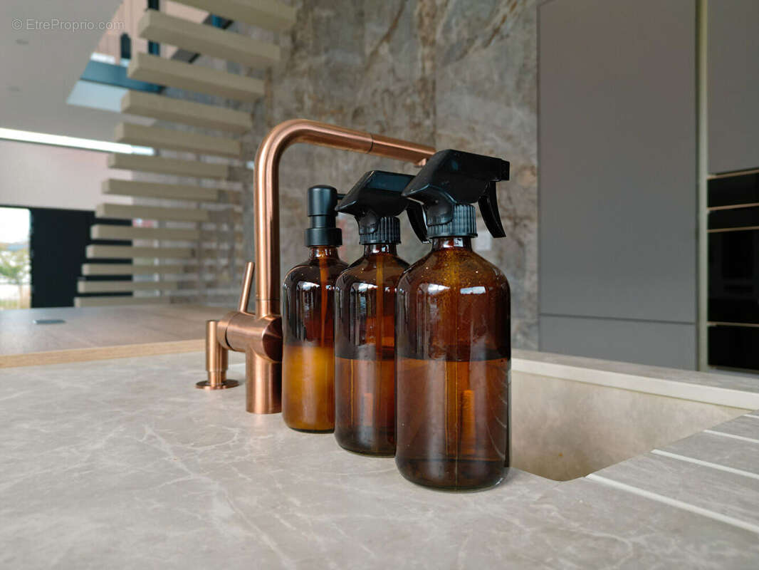 Maison à SAINT-CYR-SUR-LOIRE