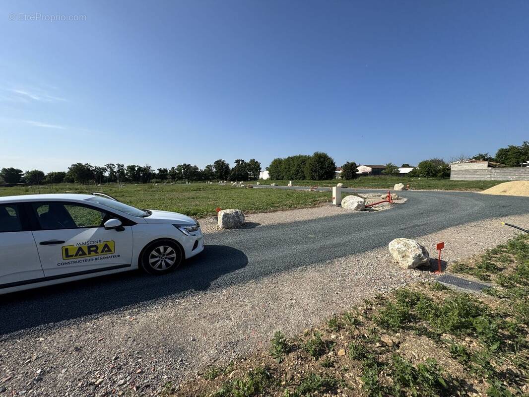 Terrain à L&#039;HOUMEAU