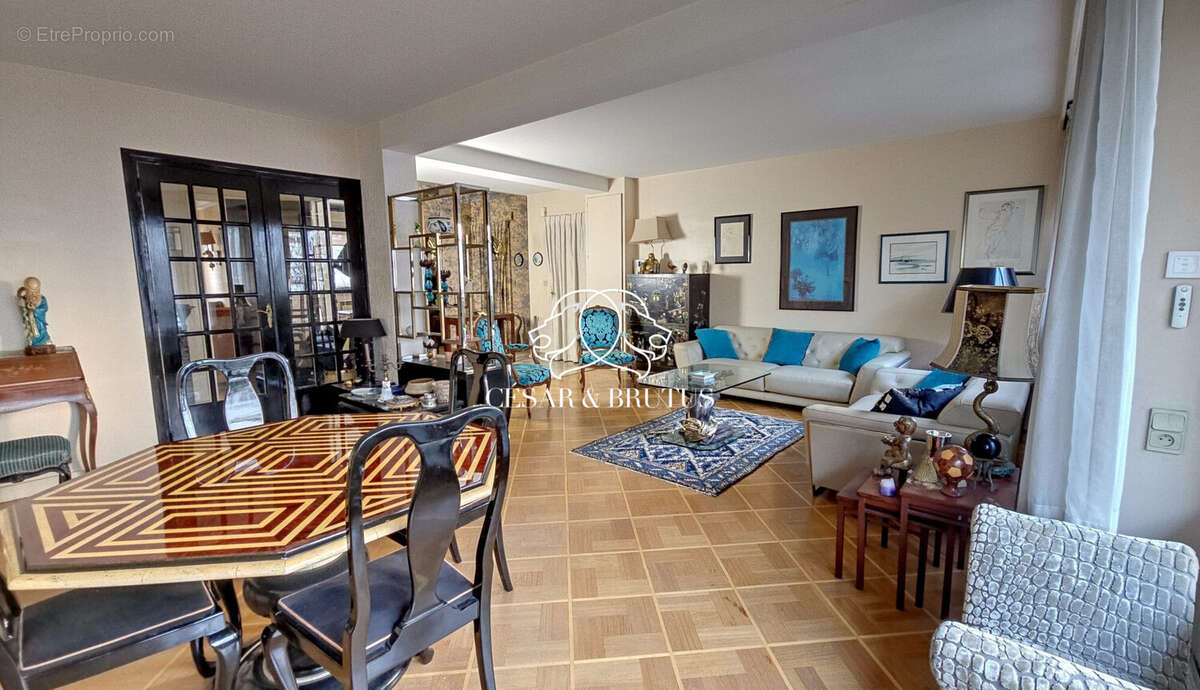 Appartement à LYON-6E