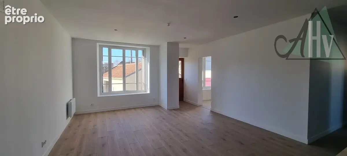 Maison de ville sur sous-sol total - 143 m2 - Hyper centre de Provins - photo 4