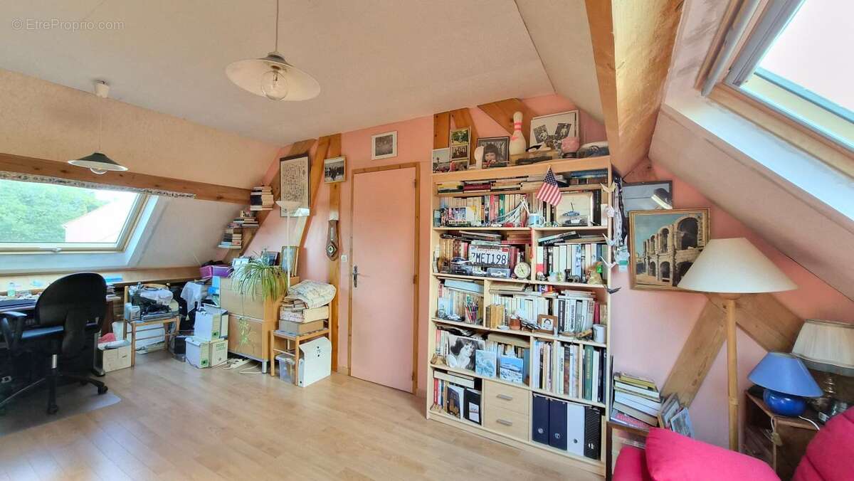 Maison à SAINT-GERMAIN-LES-ARPAJON