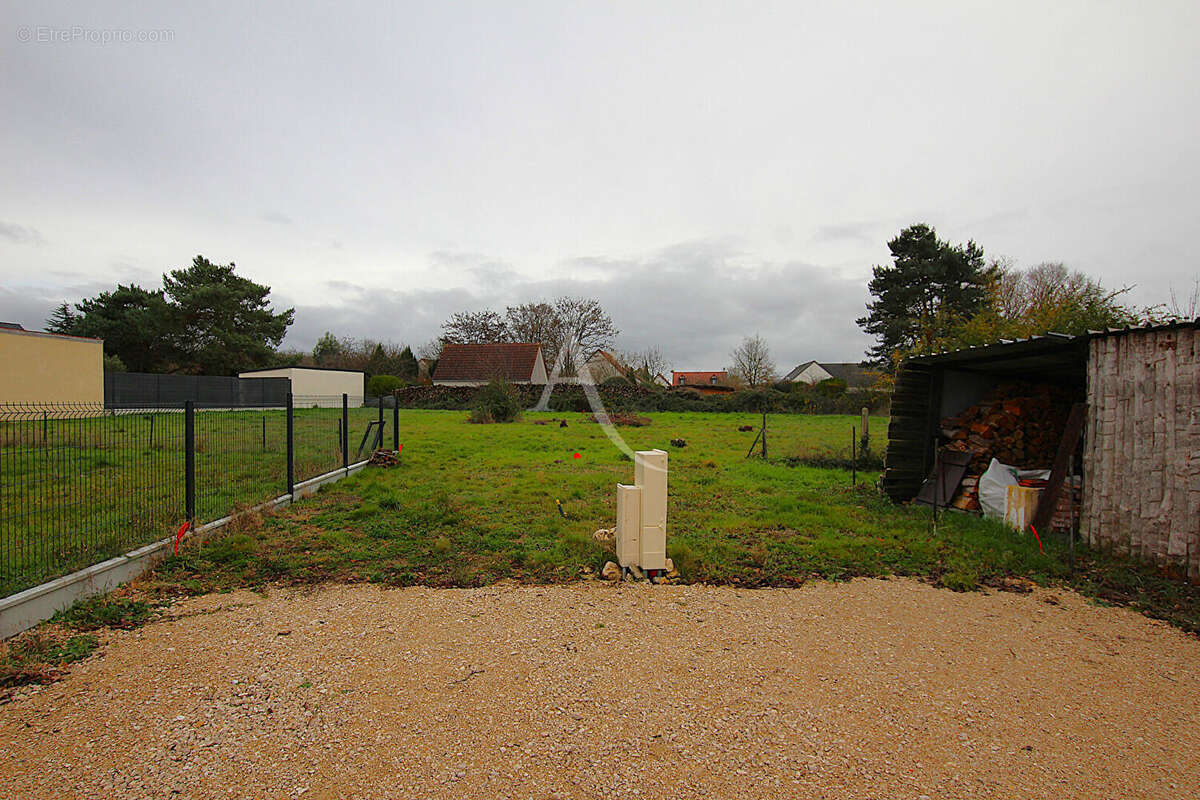 Terrain à CHAILLES