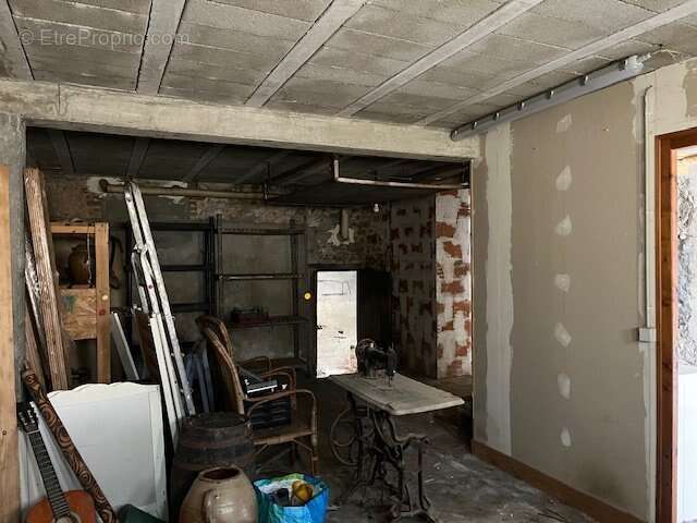 Maison à PRESSIGNAC