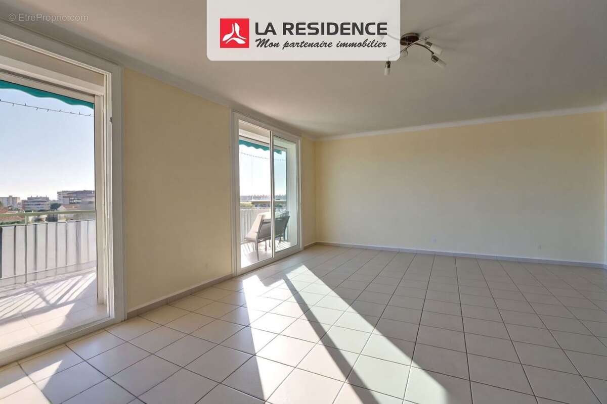 Appartement à FREJUS