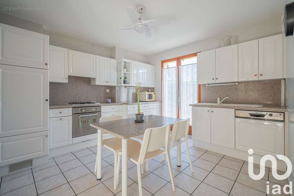 Photo 3 - Maison à VARCES-ALLIERES-ET-RISSET