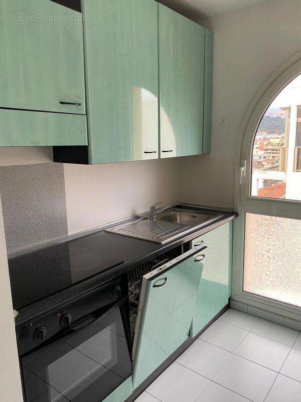 Appartement à ROQUEBRUNE-CAP-MARTIN