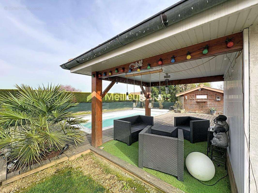 Maison à PONT-DE-VEYLE