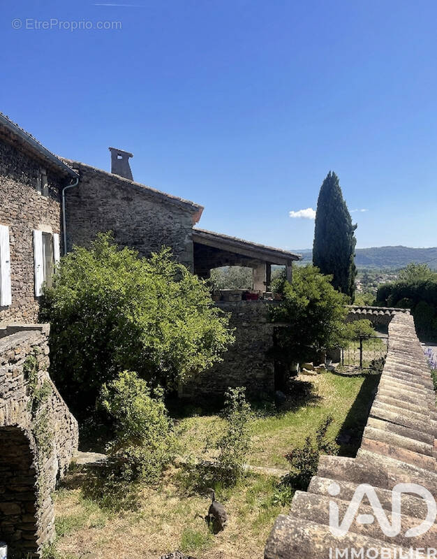 Photo 1 - Maison à SAINT-ETIENNE-DE-FONTBELLON